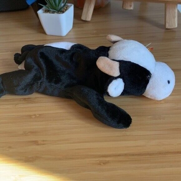 Beanie Baby “Daisy” the Cow, 1993 - Black & White, With Tag - Picture 4 of 9